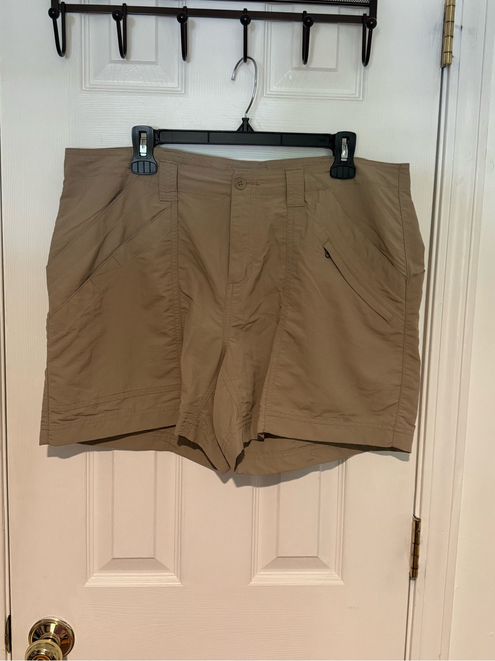 Royal Robbins ladies Khaki Hybrid Shorts